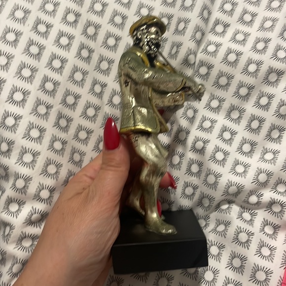 💙 Judaica 925 SC Craftsman Fiddler Violinist Figure approximately 7 inches Tall - Picture 6 of 8